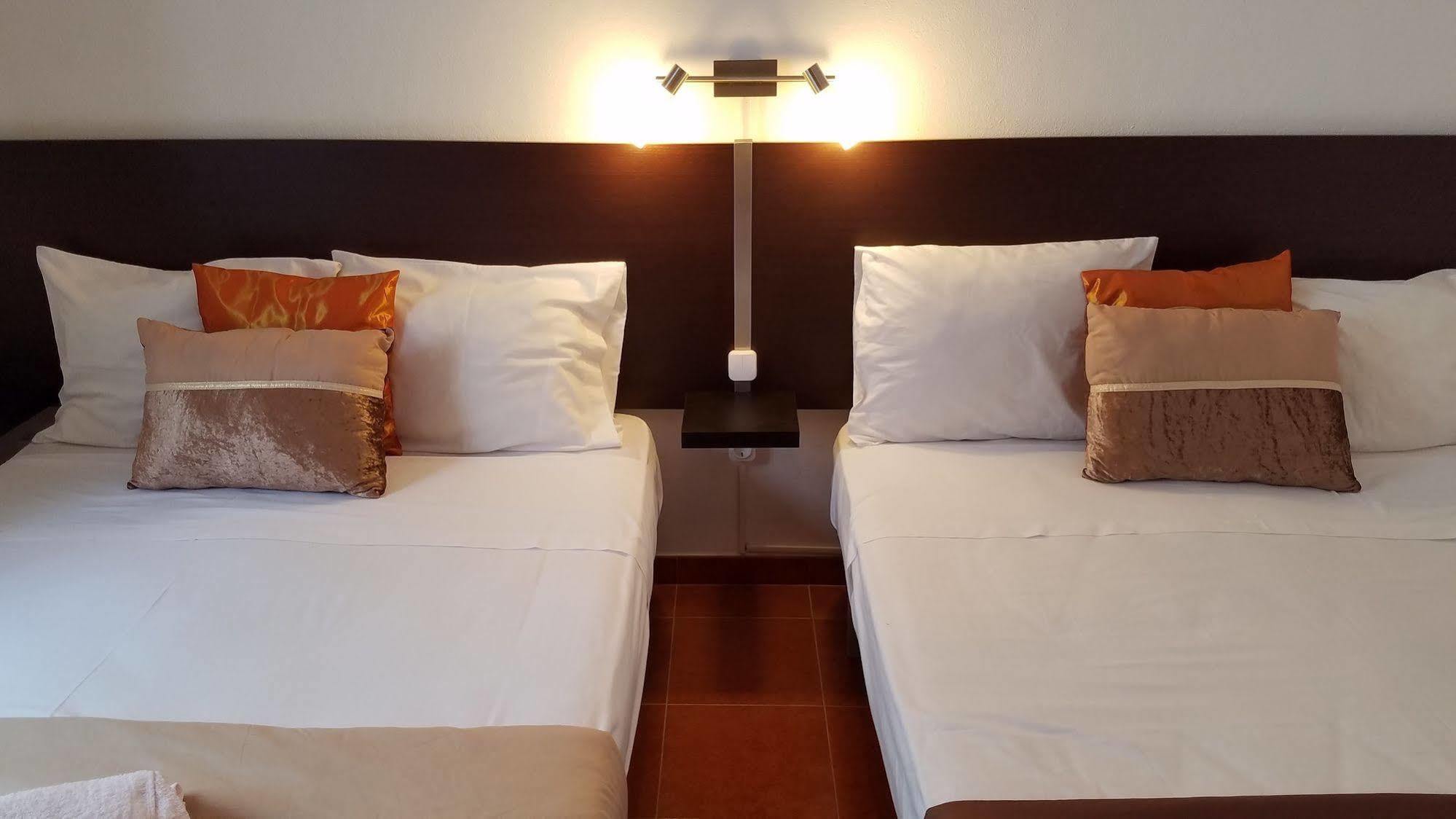 Guesthouse Of Alcobaca Exterior photo